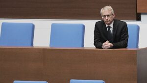 Стотици речни корита в страната са затлачени, 7 от тях са в община Царево, обяви премиерът