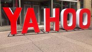 Yahoo възкръсва? Готвят се ребрандиране и нови функции