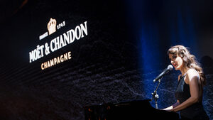 280 години великолепие в 48 пенливи часа