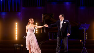 Фотогалерия: Фреди де Томазо пренесe зала "България" под звездите на Наполи