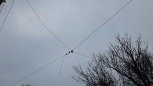 Омбудсманът: Доставчиците дължат на хората без ток по 20 лева за всеки час на тъмно след 36 ч