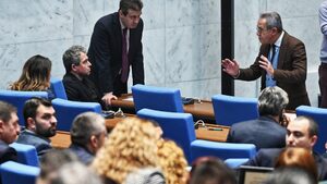 Депутатите ударно гласуват държавния бюджет за 2024 г.