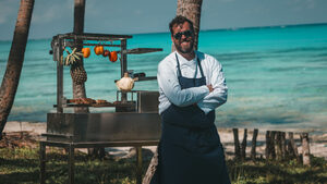 Niko’las 0/360 отваря в Занзибар