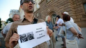 Дали Петков и Иванов респектираха Борисов и Пеевски, или тъкмо обратното?