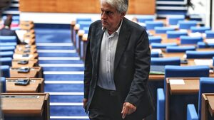 Депутатите изслушват Бойко Рашков и бивш главен секретар на МВР за скандала в митниците