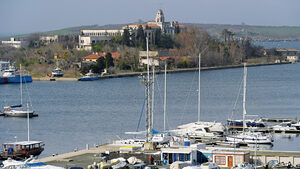 Созополският паметник на безхаберието