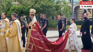 Литийното шествие за интронизацията на новоизбрания български патриарх Даниил