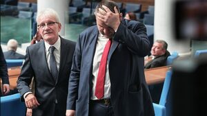 Цитат на деня: Групата на Пеевски действа като Политбюро на БКП