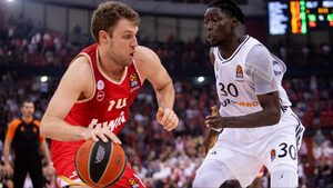 Неудържим Везенков срещу "Реал" (Мадрид) и важна победа за "Олимпиакос"