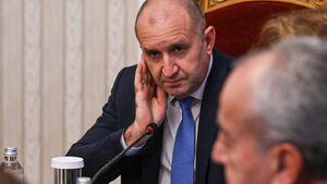 Румен Радев няма да бърза с промените в съдебния закон