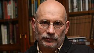 Писателят Борис Акунин: Западът, съзнателно или не, помогна на Путин да сплоти обществото