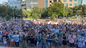 "Не ни е страх": Протестът във Варна в подкрепа на Благомир Коцев (видео)
