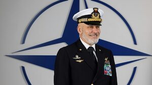 Адм. Каво Драгоне: Пряката заплаха на Русия за НАТО е съвсем реален проблем