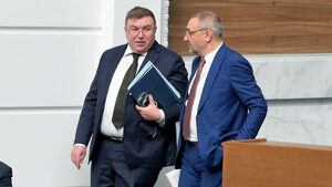 Лекарите специализанти се обявиха против предложение на ГЕРБ за заплатите им