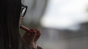 На поправителен: Забрана на еднократните вейпове няма да има скоро