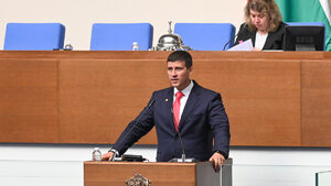 Ивелин Михайлов увери, че "Величие" ще подкрепи вота на недоверие