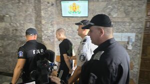 Съдебният състав, гледащ мярката на Кязимов, се оттегли на заседание