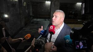Адвокат Лалов: Непълнолетното момче е задържано без да е било привлечено като обвиняем