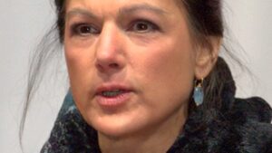 Jodugarlar serialidagi yalangoch aktrisalar