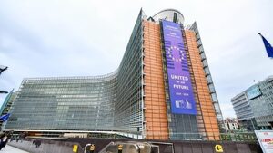 Сред песимистични очаквания Еврокомисията ще обяви днес прогнозата си за икономиките в ЕС