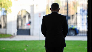 Еврокомисията започна процедура срещу Словакия заради промени в конституцията