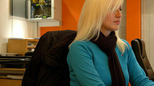 Стереотипи, насилие, сегрегация. Защо жените взимат по-малко пари от мъжете