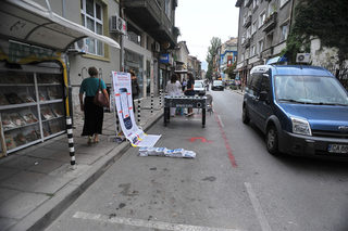 15 паркинга бяха домакини на първия PARK(ing) Day в София, където очертани паркинг места се превърнаха във временни паркове.