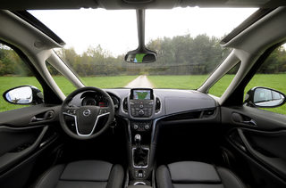 Zafira_106.jpg