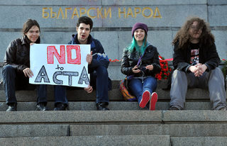 P0257843J.jpg