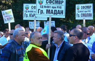 P0269092J.jpg
