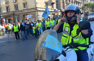 P0269099J.jpg