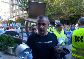 P0269103J.jpg