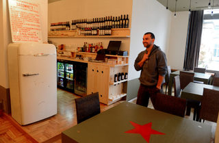 P0274309J.jpg