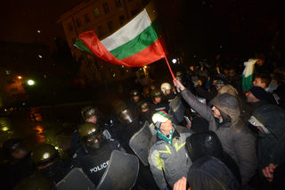 P0277318Q.jpg