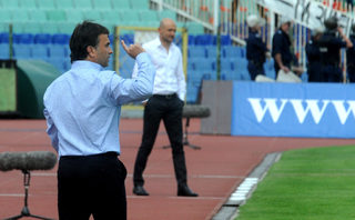 P0281580J.jpg