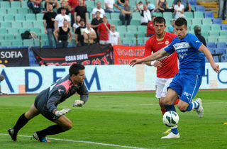 P0281604J.jpg