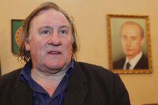 AP120898757448_1.jpg