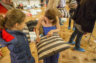 pillows29.12.13_65.jpg