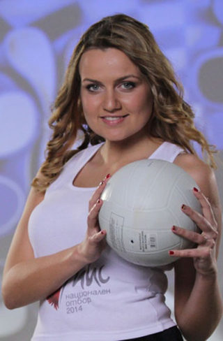 STEFANI BUDINOVA.JPG