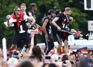 2014-07-15T112656Z_225782266_LR1EA7F0VSLIU_RTRMADP_3_SOCCER-WORLD-GERMANY.JPG