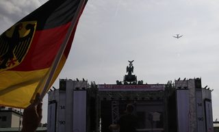 2014-07-15T085926Z_64486874_LR1EA7F0OYSE9_RTRMADP_3_SOCCER-WORLD-GERMANY.JPG