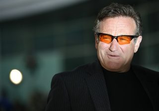 2014-08-11T233144Z_1987590026_GM1EA8C0KSJ01_RTRMADP_3_PEOPLE-ROBINWILLIAMS.JPG