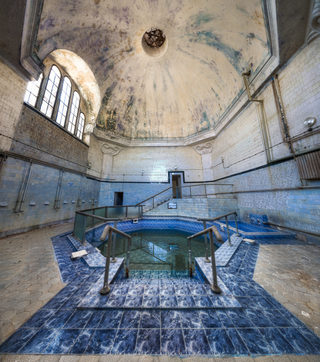 circle-pool-edit-edit.jpg