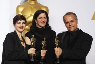 2015-02-23T051727Z_735893105_GF2EB2N0C3V02_RTRMADP_3_AWARDS-OSCARS.JPG
