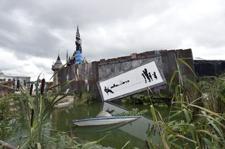 2015-08-20T184151Z_318282411_GF10000177635_RTRMADP_3_BRITAIN-BANKSY-THEMEPARK.JPG