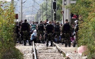2015-08-21T092611Z_467089376_GF10000178197_RTRMADP_3_EUROPE-MIGRANTS-MACEDONIA.JPG