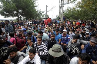 2015-08-21T093927Z_1731962823_GF10000178227_RTRMADP_3_EUROPE-MIGRANTS-MACEDONIA.JPG