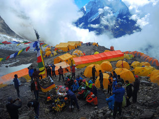 Manaslu_Base_camp.jpg
