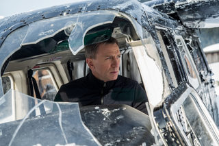 spectre-intl-B24_05872_JO_r_rgb.jpg