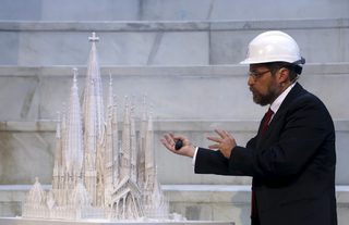 2015-10-21T215406Z_694750143_GF20000026579_RTRMADP_3_SPAIN-CULTURE.JPG